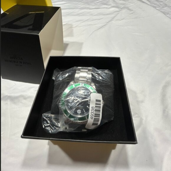Beautiful New INVICTA Men's Watch #49338 - Picture 9 of 12